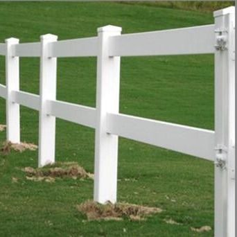 Schweißte Jungfrau-PVC 100% Schienen-Weiß Draht-Mesh Fence Vinyls 3 für Ranch-Bauernhofs- mit Viehhaltungpferd
