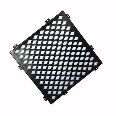 Innenliegende PVDF-perforierte Metallfassaden 1500x2500mm Dekoratives Gitter