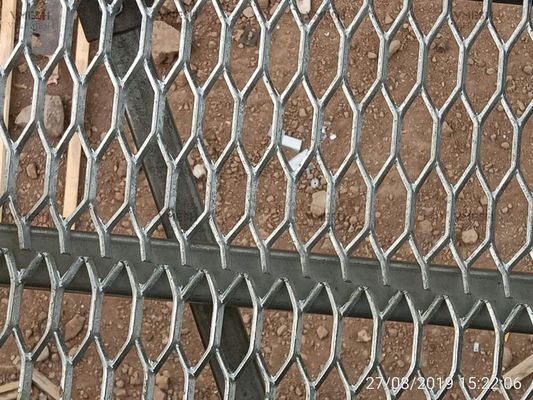 Hochleistungs-Sechskantloch-Streckmetall-Stahl-Anti-Rutsch-Gitterrost