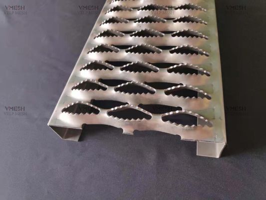 Feuerverzinktes Diamond Grip Strut Sicherheitsrost 2-4mm Dicke