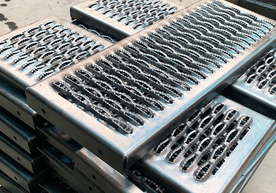 Diamantgreifer Piste Gitter / Greifer Stützstahl Sicherheitsgitter