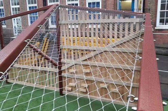 304 Edelstahl-Seilnetz Flexibles Sicherheitsnetz Dekoratives Drahtseilnetz mit kundenspezifischer Größe für Geländer und Zoo-Gehege