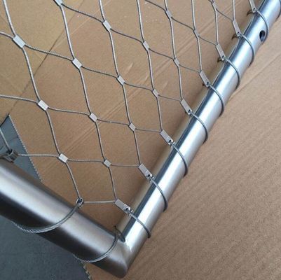 Flexibles Seilnetz aus Edelstahl für den Gebäudeschutz