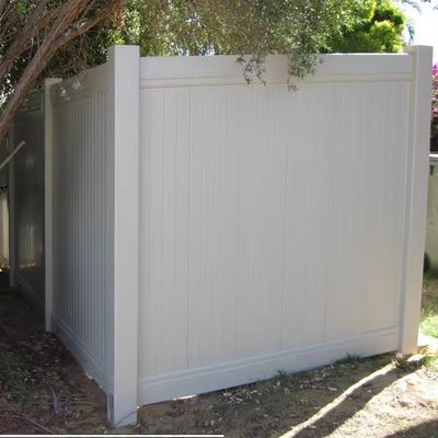 Maßgeschneiderter Outdoor 6x8 Ft Weiß Privatsphäre Vinyl Zaun für Hinterhöfe