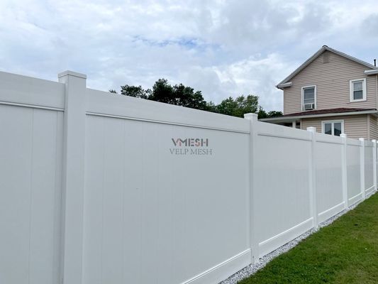 Einfache Installation Weißer Vinylzaun für den Außenbereich Schön langlebig
