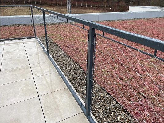 Flexibles Edelstahlseilnetz mit rautenförmiger Lochform, UV-beständig und 10 Jahre Garantie für Sicherheitszäune