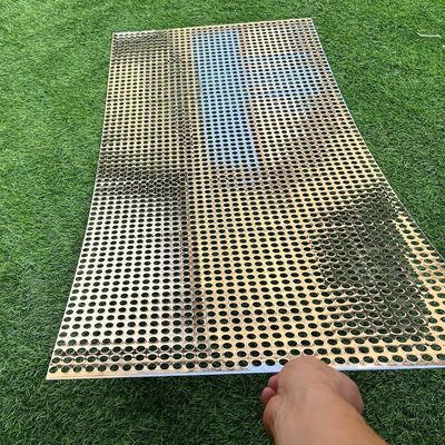 Pulverbeschichtung Architektonische Außenfassaden Dekoration Perforiertes Aluminiummetallnetz