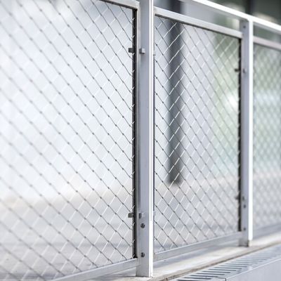 Sicherheitsnetz aus Edelstahl für Zoobrücke