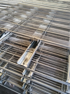 Konstruktionsfugen aus verzinktem Stahl für Beton