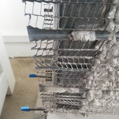 Galvanisiertes Stahl-Hy-Rib-Mesh für Betonformarbeiten im Schwimmbadbau in Afrika