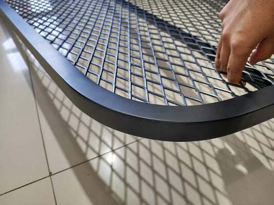 Kundenspezifisches pulverbeschichtetes, verzinktes Streckmetallgeflecht für Fensterschachtabdeckungen