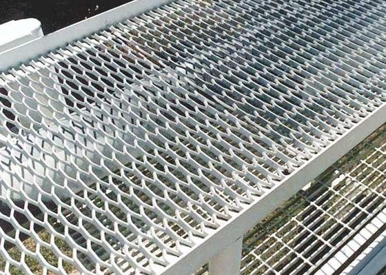 Hot Dip Galvanized Expanded Metal Gitter für Schwerlast-Wandwege