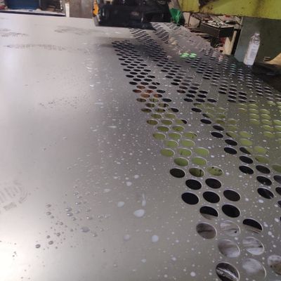 Dekorative Fassaden Perforierter Metallgitter Aluminium individuell gestaltete Löcher