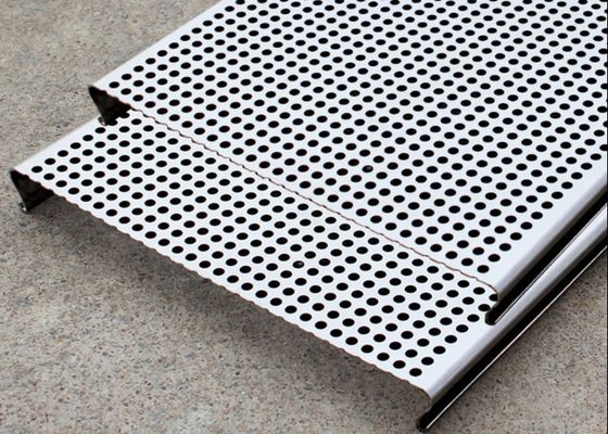 PVC-beschichtete Aluminiumperforierte Deckenfliesen 3003H24 aufgehängt