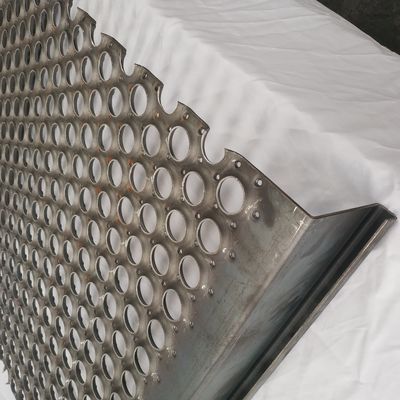 Kohlenstoffstahl Perf O Grip Planken 3 mm Perforierter Sicherheitsgitter