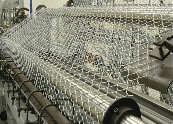 Vorübergehende 25*25mm 50*50mm Mesh Galvanized Chain Link Fence für Sport archivierten
