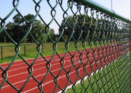 Vorübergehende 25*25mm 50*50mm Mesh Galvanized Chain Link Fence für Sport archivierten