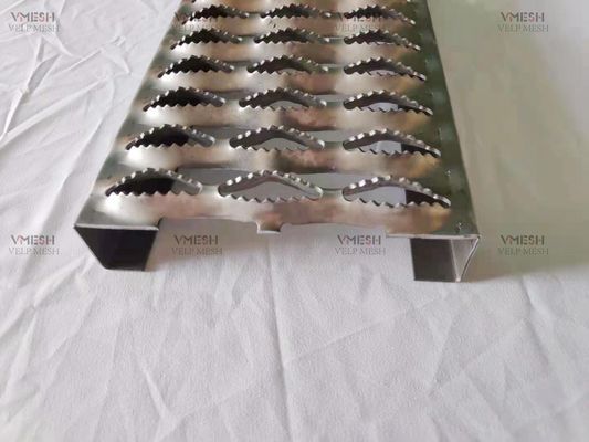 3mm Aluminiumtreppen-Schritte, die Plattform-Griff-Spreize-Gitter tauschen