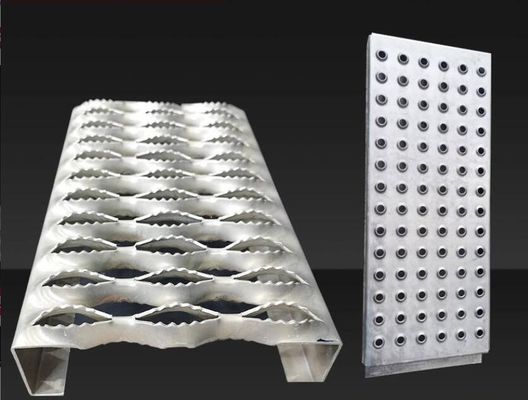 Galvanisierte Perforationsplatten-Metallnetzplatten für den Sicherheitsweg