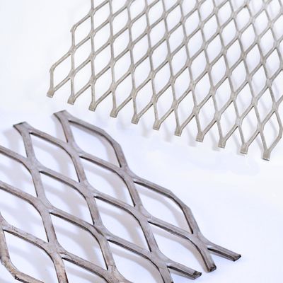Diamant-Streckmetallgitter aus verzinktem Stahl für Plattformgehwege