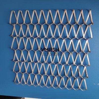 Architektonisches Förderband aus Edelstahl 316 Gewebtes Metall-Spiral-Dekorationsnetz