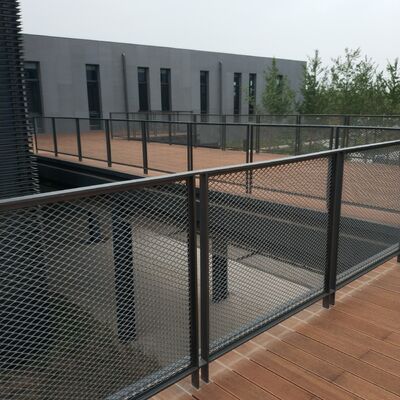 Verzinktes, pulverbeschichtetes Streckmetallgeflecht für Sicherheitszäune im Freien