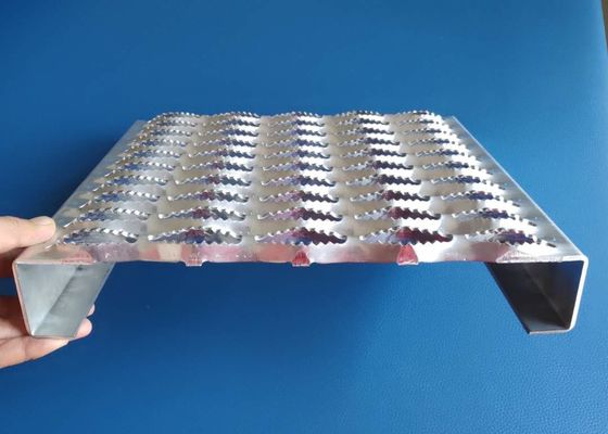 Sicherheitsgitter 2,0 mm 2,5 mm Diamantloch Aluminium Grip Strut Gehweg