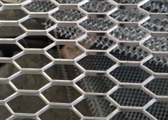 Sechseckiges Loch anodisiertes Bienenwaben-Streckmetall Mesh For Car Grille ISO9002