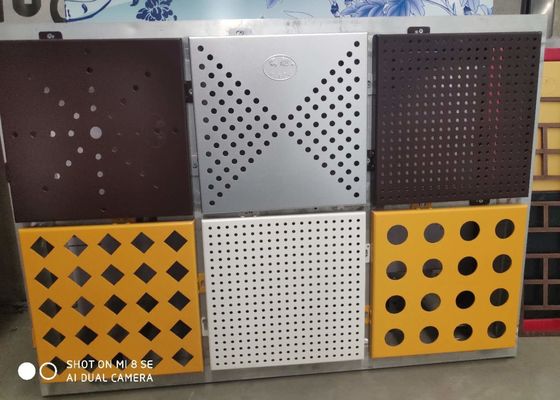 Fassaden-Zwischenwand-perforiertes Metall greifen Soem-ODM des offenen Gebiets 10%-50% ineinander