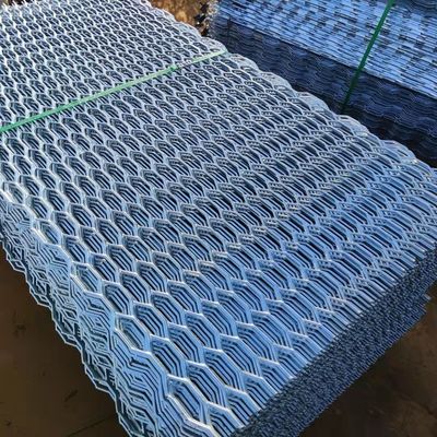 LKW erhöht Kohlenstoffstahl-3.0lbs Streckmetall Mesh Diamond Catwalk Gratings
