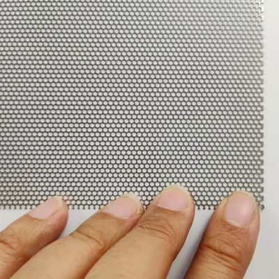Edelstahl 304 0,5 Millimeter durchlöcherte Blatt-rundes Loch-Metallgrill-MikroFiltersieb