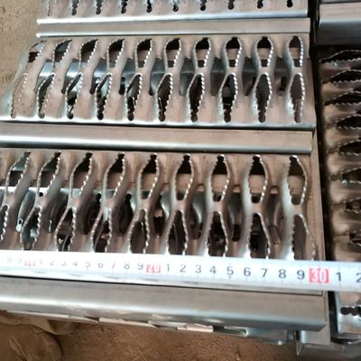 Gleitschutzmessgerät-Gehweg-Planke griff-Spreize-Sicherheits-Gitter-Diamond Hole Galvanized Steels 10