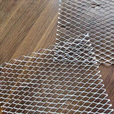 Galvanisiertes Selbst-Furring-Stuck-Rib Lath Diamond Mesh Wall-Gips-Streckmetall